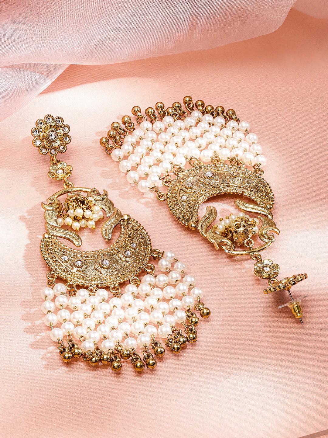 Kashmiri Pearl Embellished Gold Toned Chandbali Earrings フリーサイズ