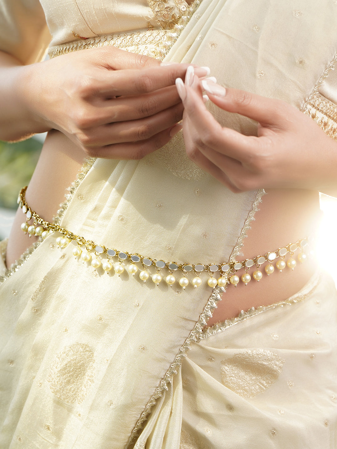 Pearl & Mirror Embellished Gold Toned Kamarbandh フリーサイズ
