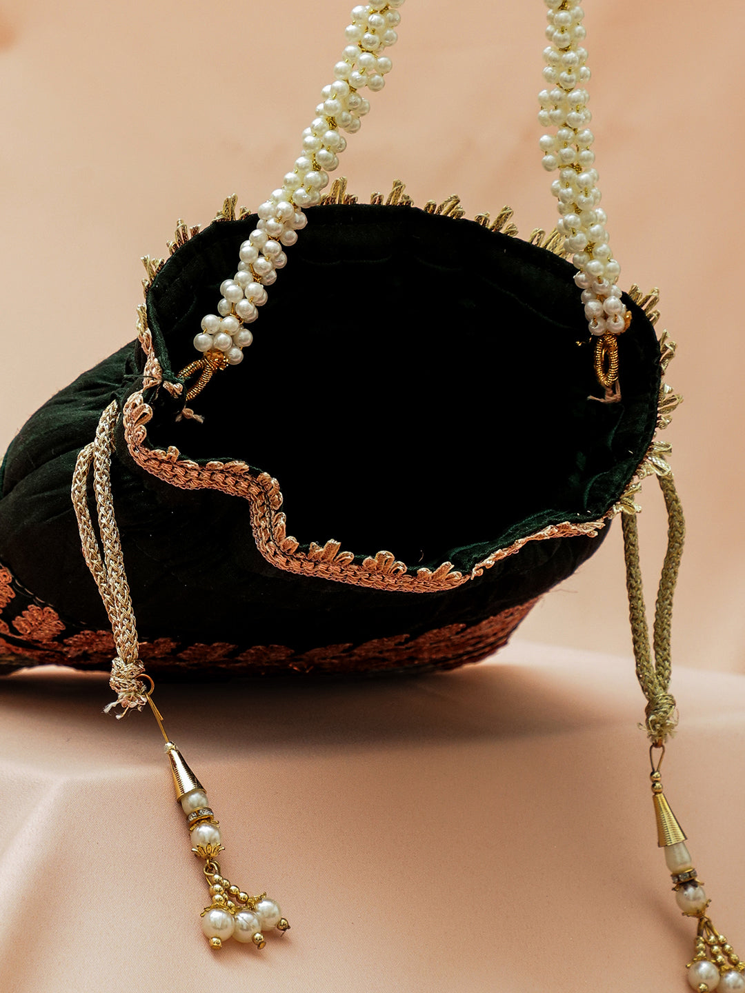 Rubans Dark Green & Gold Embroidered Potli Bag with Pearl Handle & Beaded Tassel Detailing フリーサイズ
