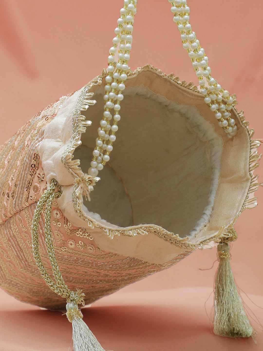 Rubans Peach Pink Sequin Embellished Potli Bag with Pearl Handle & Golden Beaded Tassel Detailing フリーサイズ