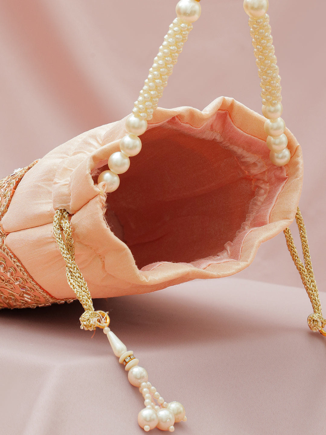 Women Peach Fabric Potli Bag with Golden Embroidery, White Stones & Pearl Tassel Handle フリーサイズ