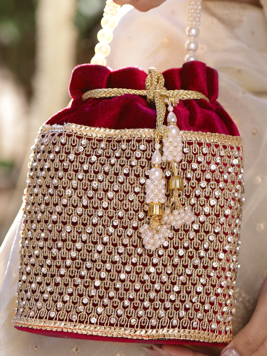 Rubans Red Velvet Potli Bag with Pearl Handle, Golden Embroidery & Stone Detailing フリーサイズ