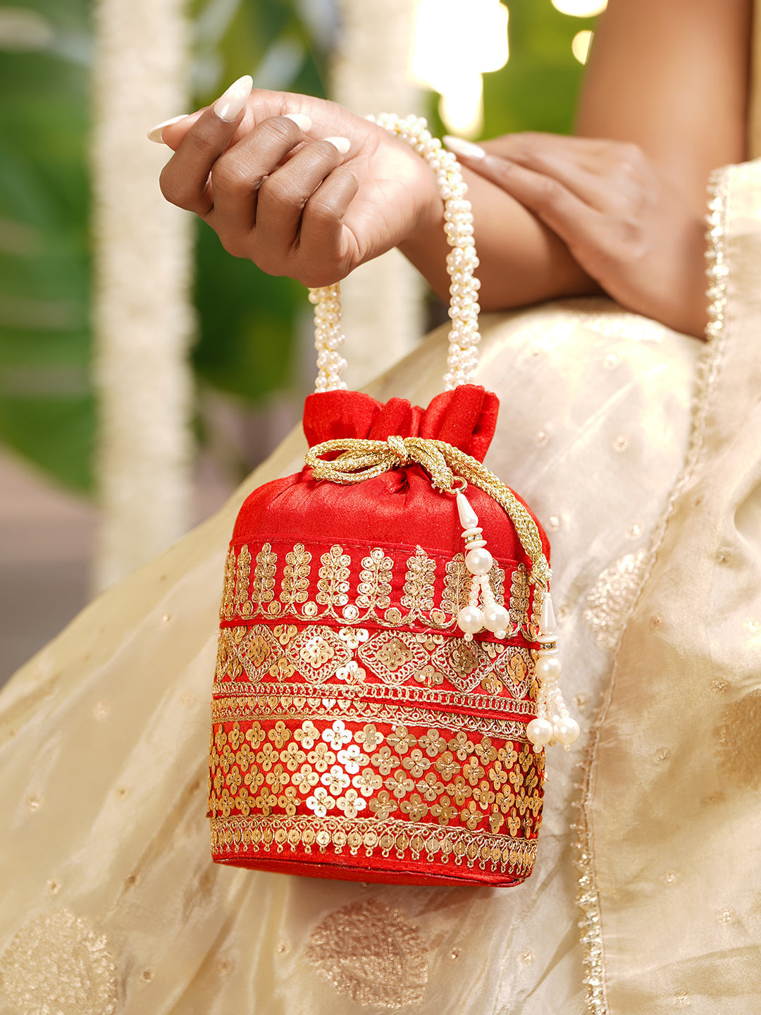 Festive Gold Sequin Potli Bag フリーサイズ