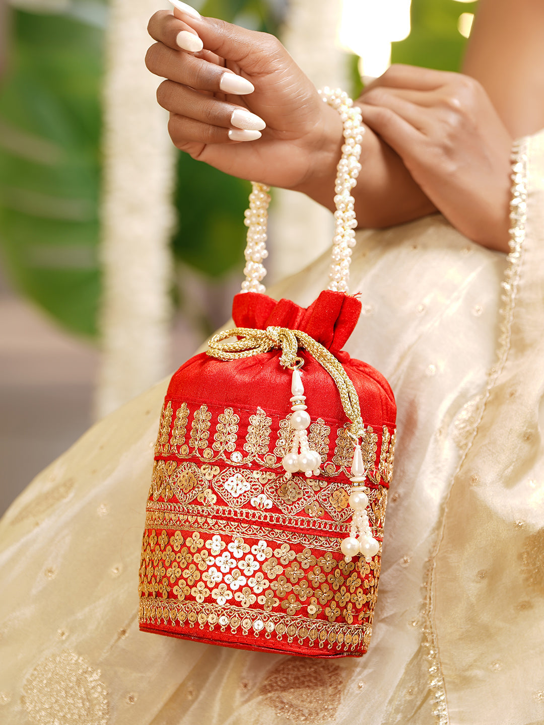Festive Gold Sequin Potli Bag フリーサイズ