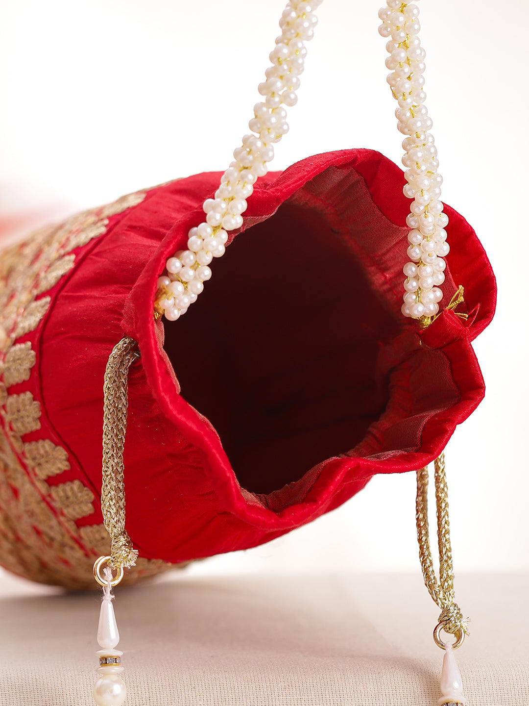 Festive Gold Sequin Potli Bag フリーサイズ