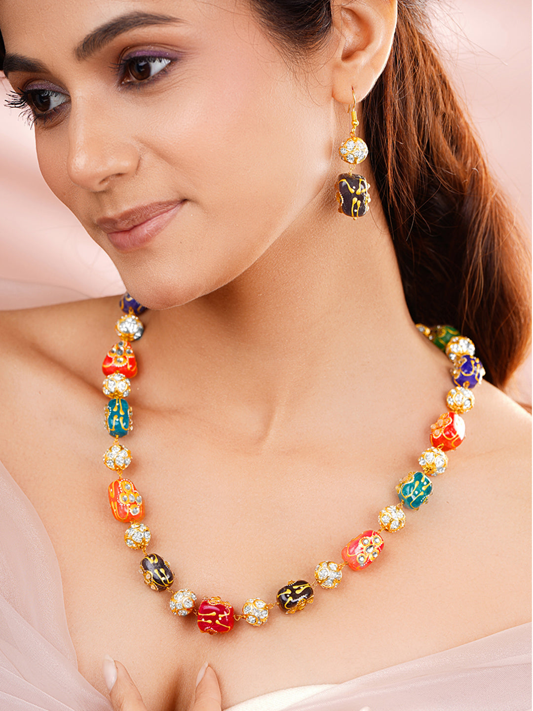 【Rubans】 Brass Multicolor Beaded Crystal Studded 22K Gold Plated Statement Necklace Set｜22K ゴールドメッキ マルチカラービーズ クリスタル ステートメント ネックレスセット