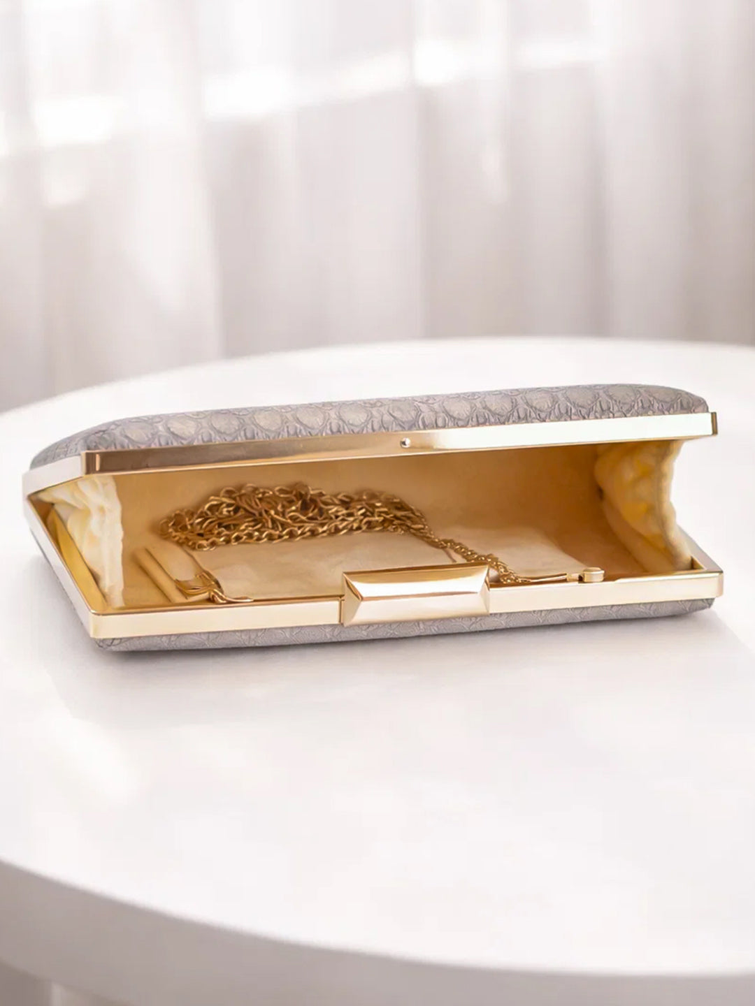 Glossy Grey Structured Box Clutch フリーサイズ