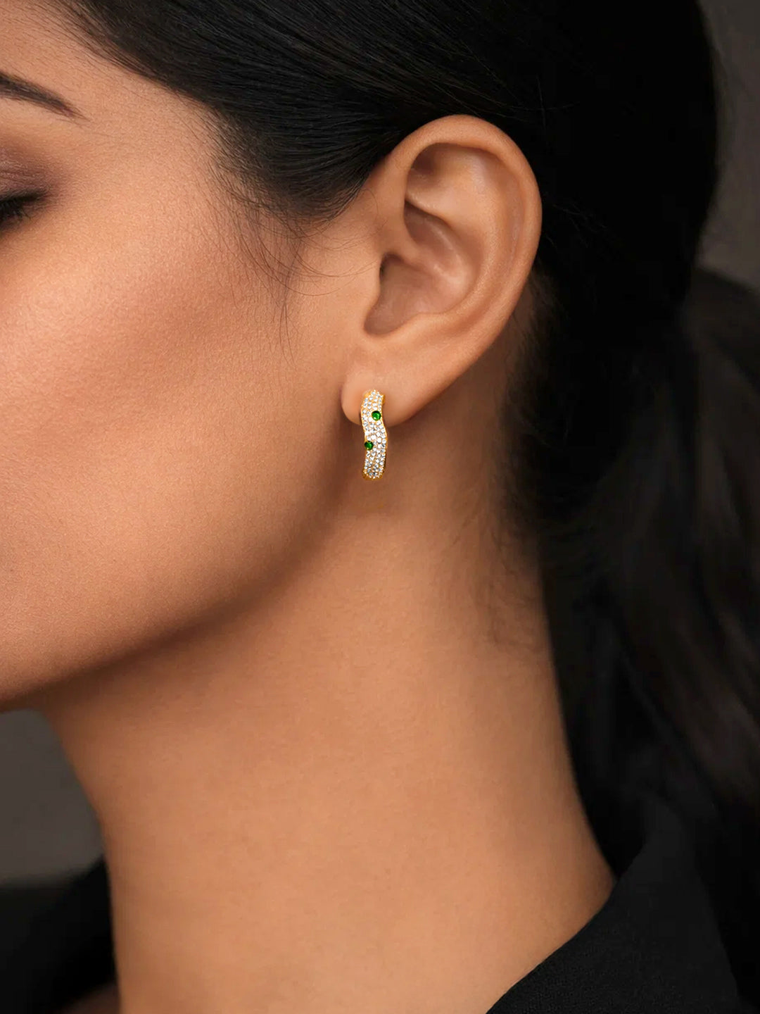 925 Fine Silver Crystal Emerald Accents Minimal Hoop Length-2 cm : Width-0.5 cm
