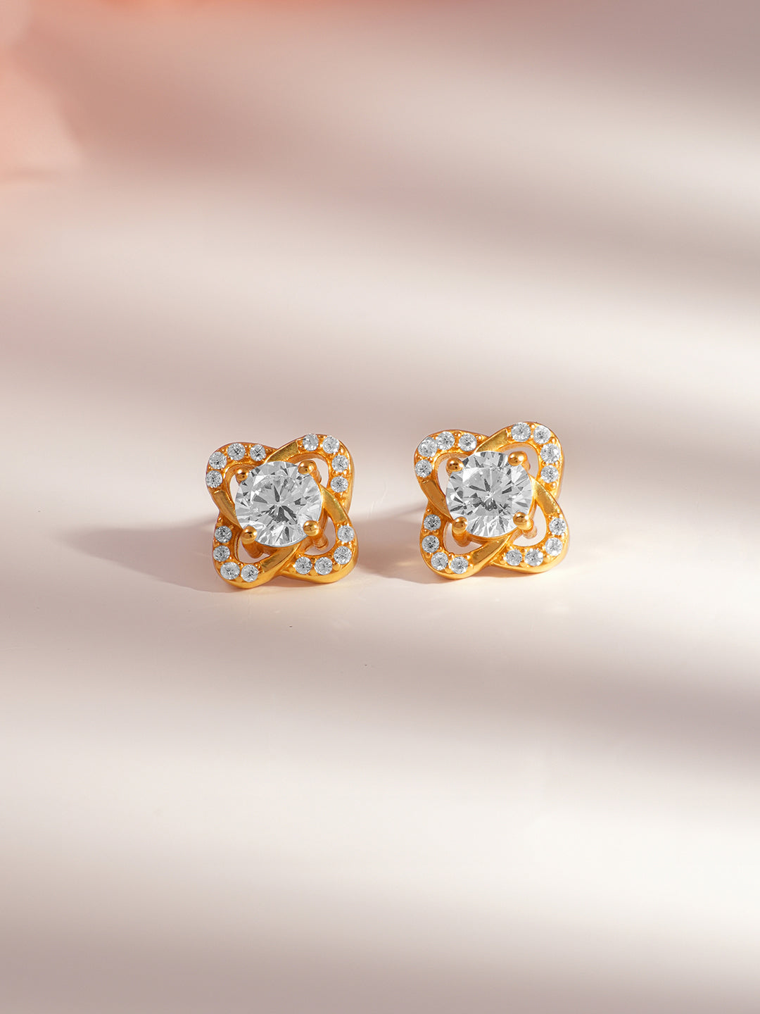 925 Silver Diamond Floral Stud Earrings フリーサイズ