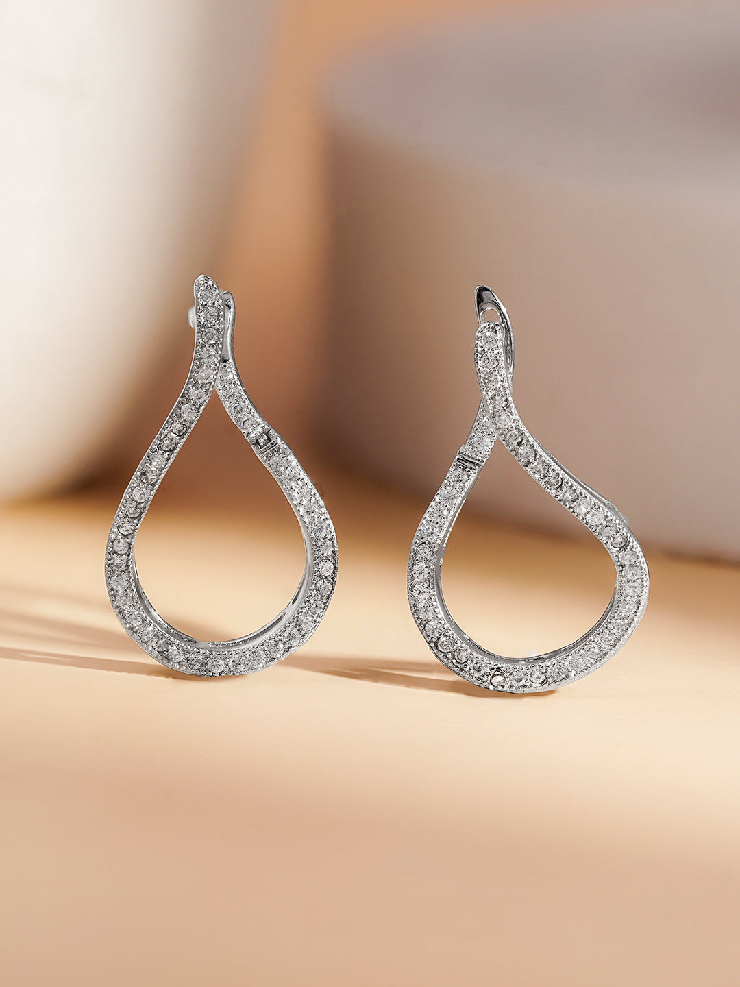 925 Silver Teardrop Crystal Stud Earrings フリーサイズ