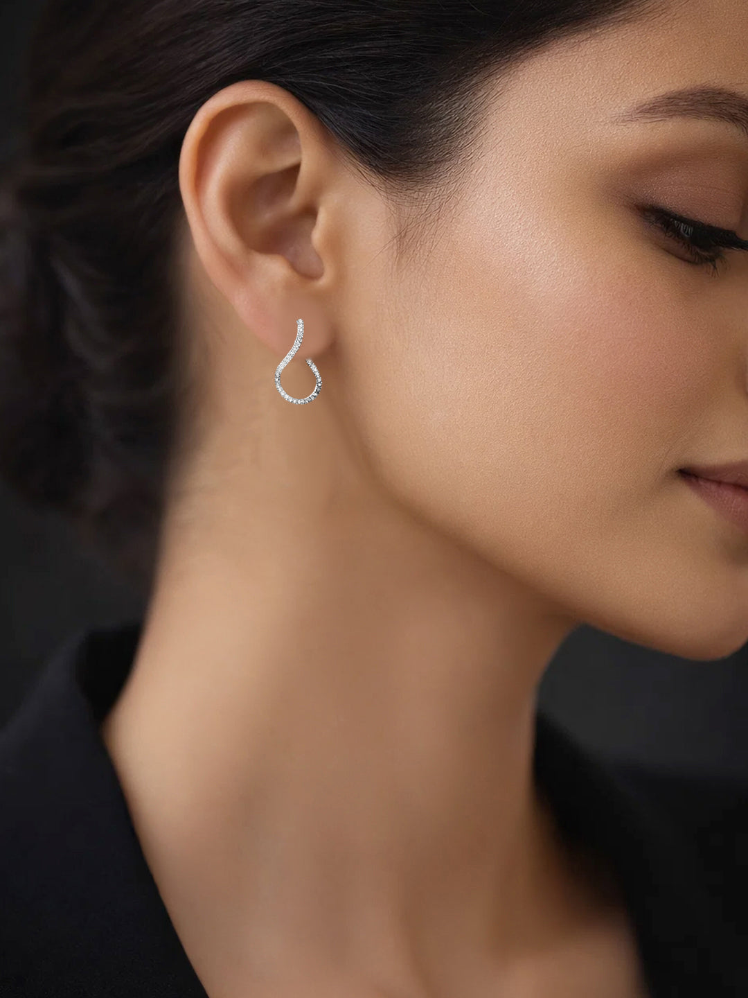 925 Silver Teardrop Crystal Stud Earrings フリーサイズ