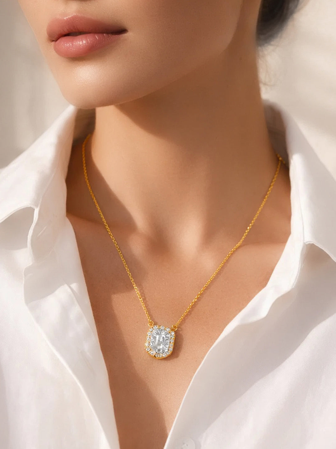 925 Fine Silver Cushion Halo Diamond Pendant Necklace Length-21 cm : Width-1 cm