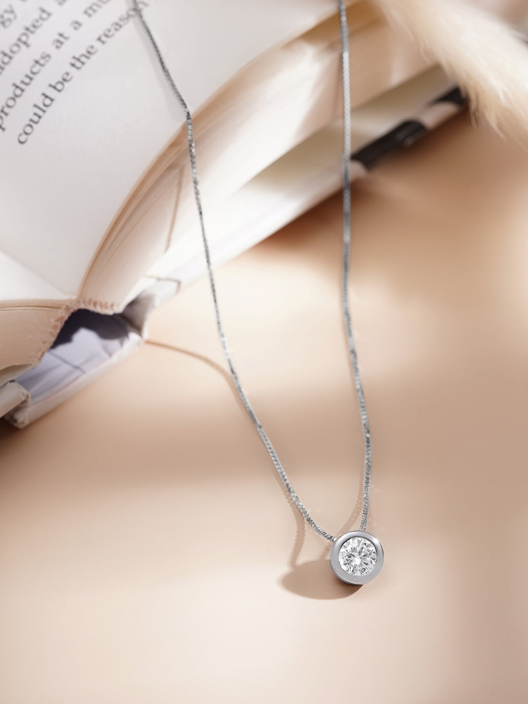 925 Fine Silver Classic Diamond Pendant Necklace Length-22 cm : Width-0.8 cm
