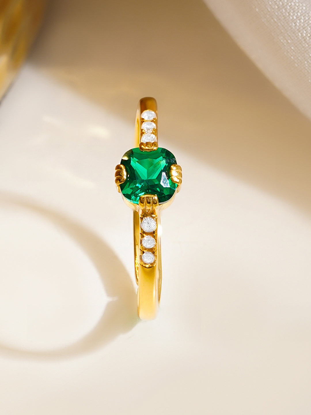 925 Fine  Silver Emerald Charm Ring フリーサイズ