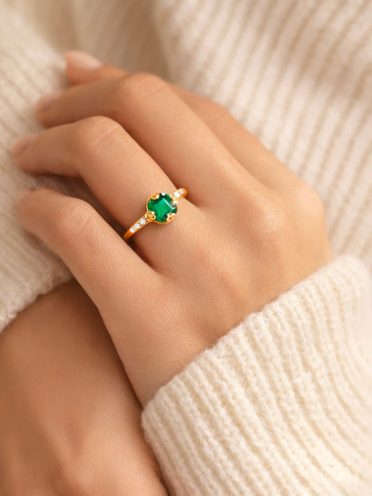 925 Fine  Silver Emerald Charm Ring フリーサイズ