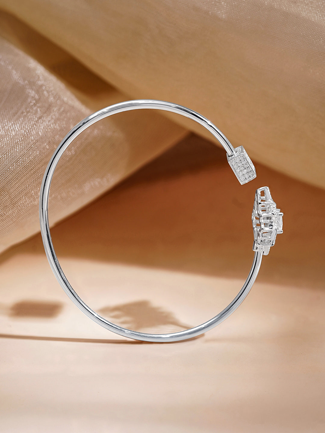 925 Fine Silver Crystal Bloom Bracelet Length-2.6 cm  : Width-1.5 cm