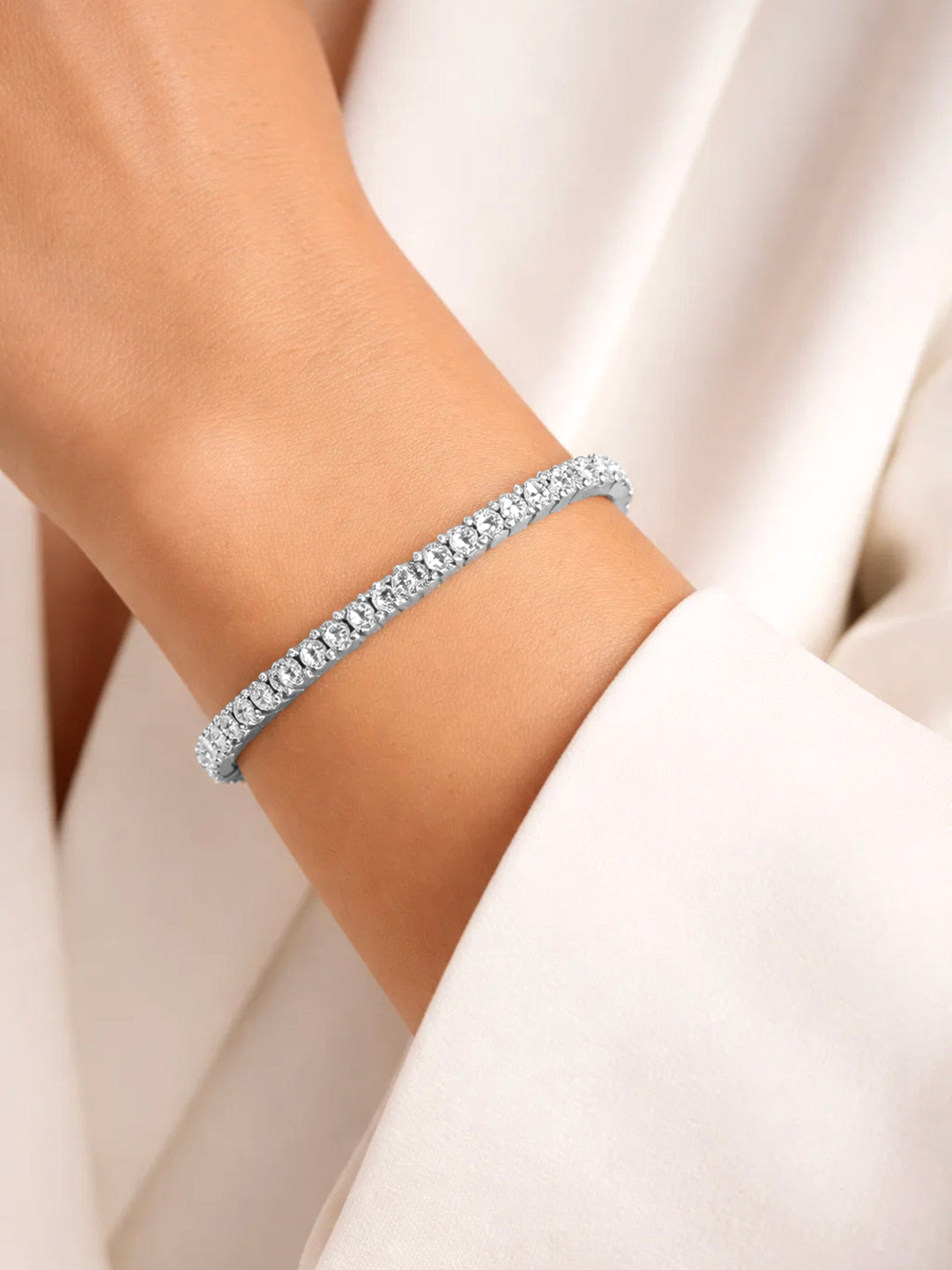 925 Fine Silver Classic Shine Bracelet Length-19 cm : Width-0.3 cm