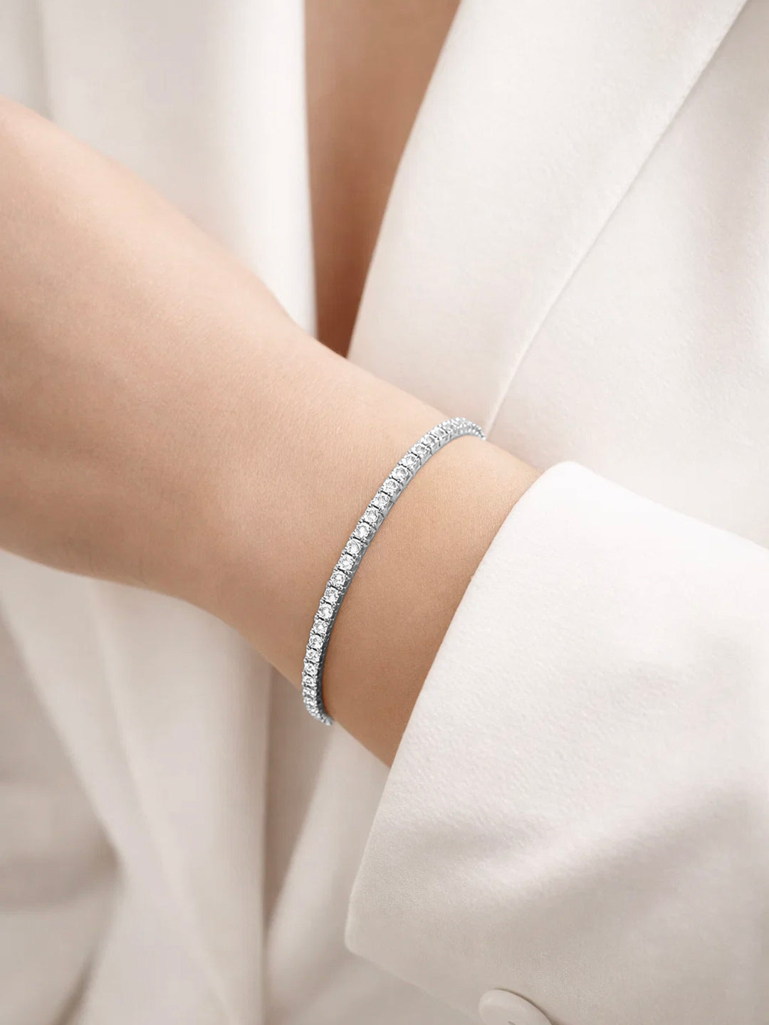 925 Fine Silver Classic Tennis Bracelet Length-18 cm : Width-0.3 cm