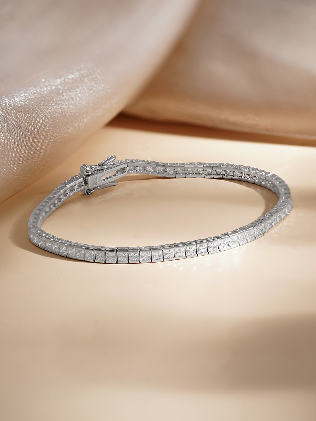 925 Fine Silver Classic Tennis Bracelet Length-18 cm : Width-0.3 cm