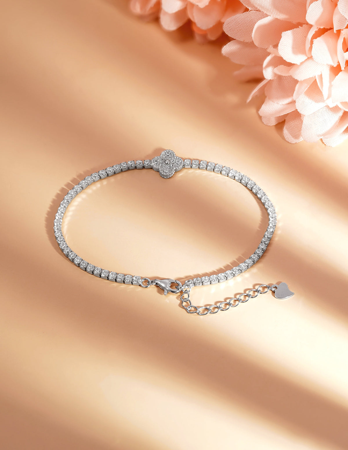 925 Fine Silver Diamond Clover Spark Bracelet Length-17 cm : Width-1 cm