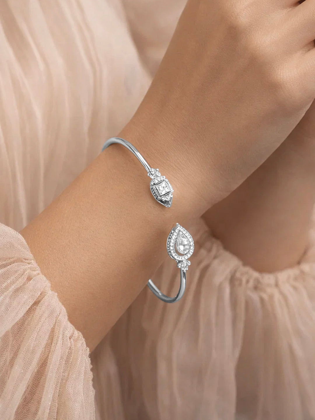 925 Fine Silver Crystal Open Cuff Bracelet Length-2.6 cm : Width-0.7 cm