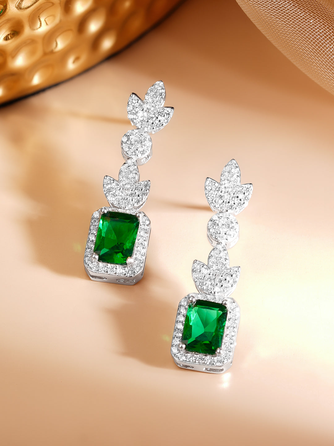 925 Fine Silver Rhodium Plated Cubic Emerald Dangler Earrings フリーサイズ