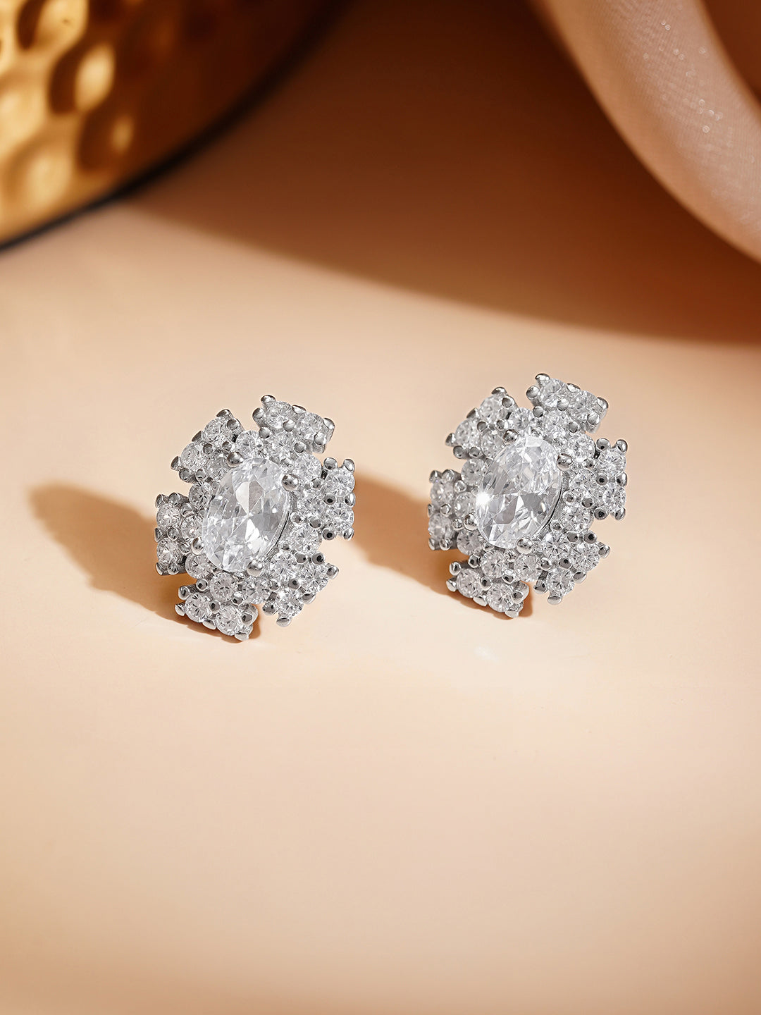 925 Fine Silver Crystal Blossom Stud Earrings フリーサイズ