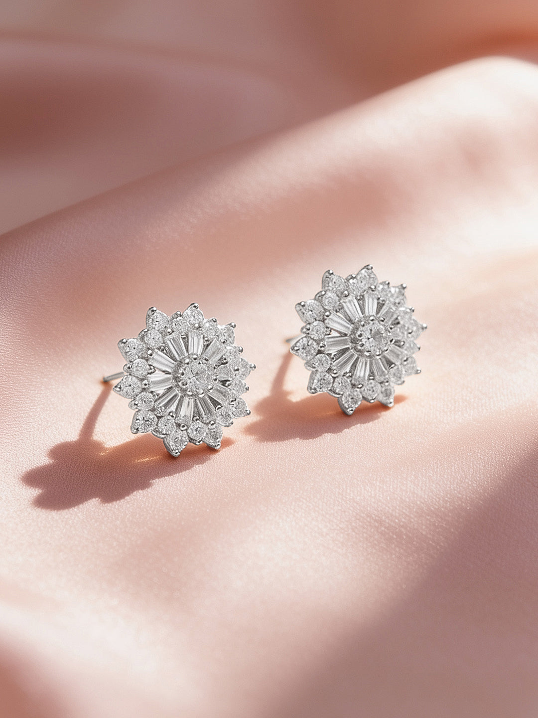 925 Fine Silver Rhodium Plated Floral Stud Earrings フリーサイズ