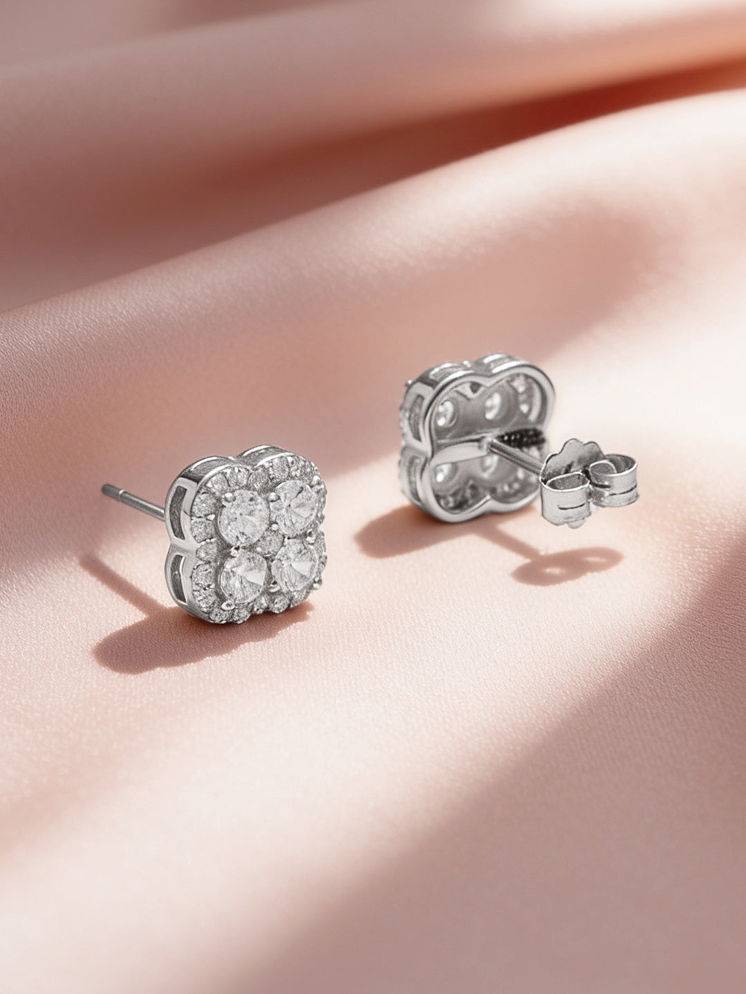 925 Fine Silver Rhodium Plated Floral Stud Earrings フリーサイズ