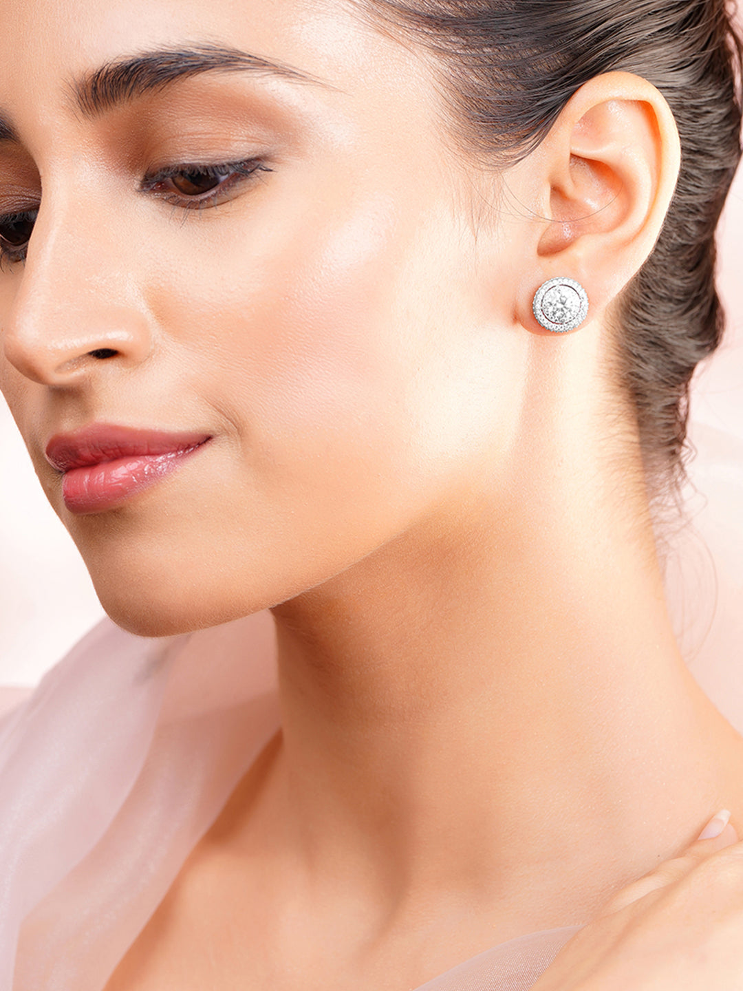 925 Fine Silver Crystal Radiance Stud Earrings フリーサイズ