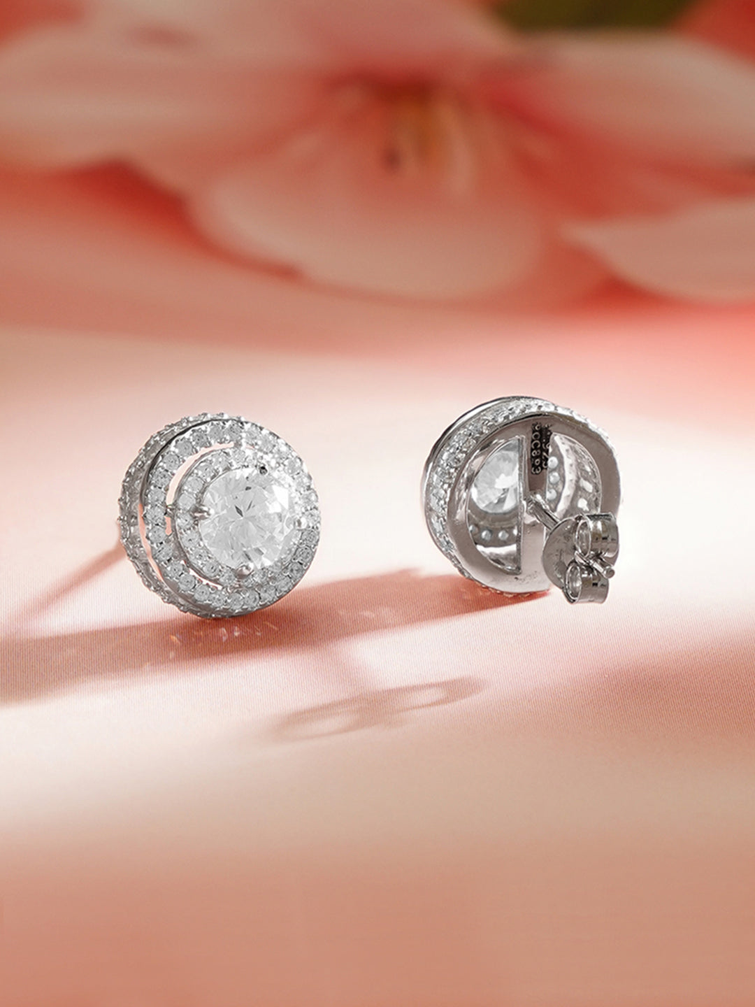 925 Fine Silver Crystal Radiance Stud Earrings フリーサイズ