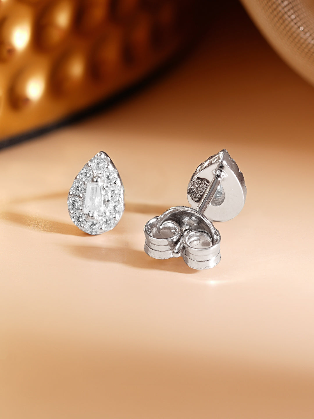 925 Fine Silver Rhodium Plated American Diamon Zirconia Tear Drop Stud Earrings フリーサイズ