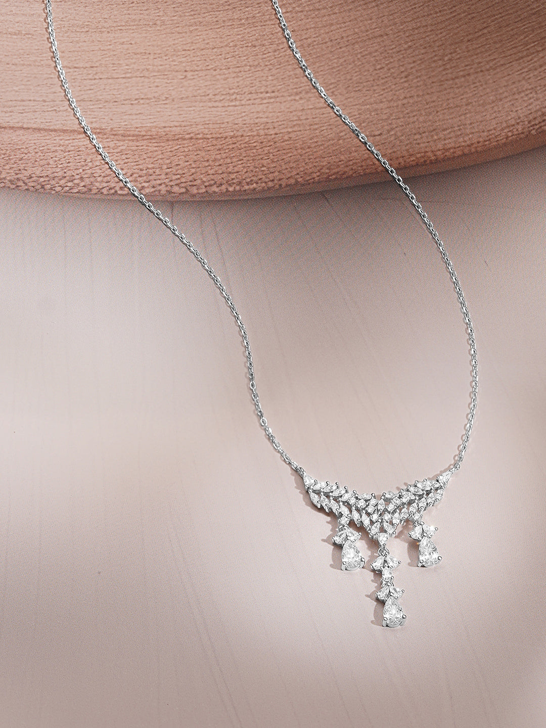 925 Fine Silver Cubic Zirconia Drop Chain Necklace フリーサイズ