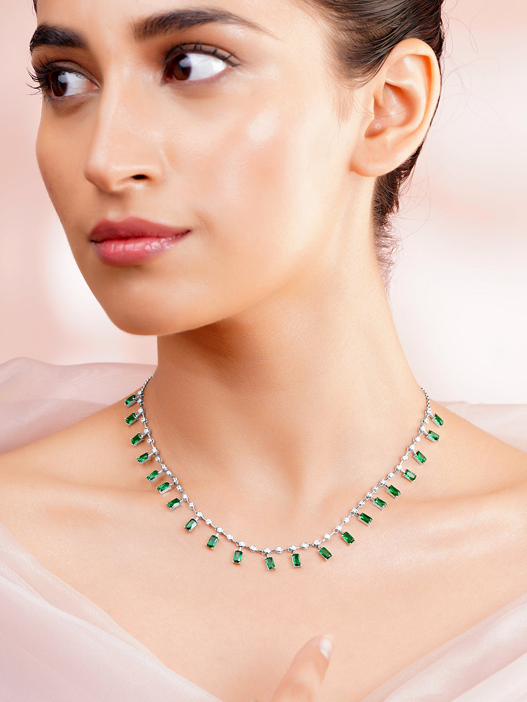 925 Fine Silver Rhodium Plated Emerald Necklace フリーサイズ