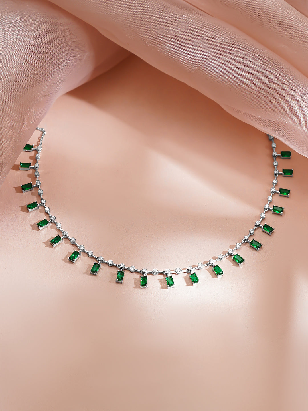 925 Fine Silver Rhodium Plated Emerald Necklace フリーサイズ
