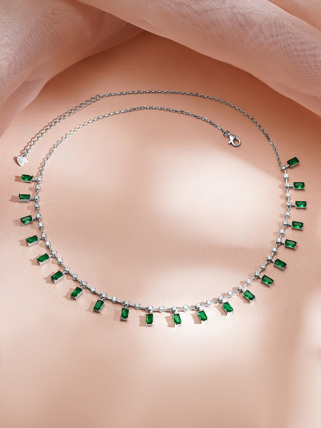 925 Fine Silver Rhodium Plated Emerald Necklace フリーサイズ