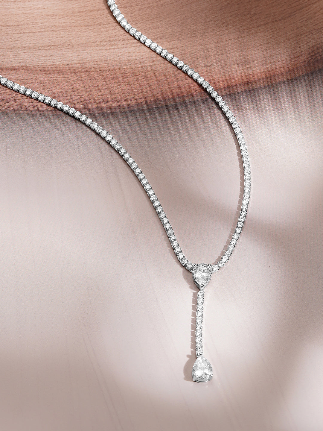 925 Fine Silver Rhodium Plated American Diamond Zirconia Teardrop Necklace フリーサイズ