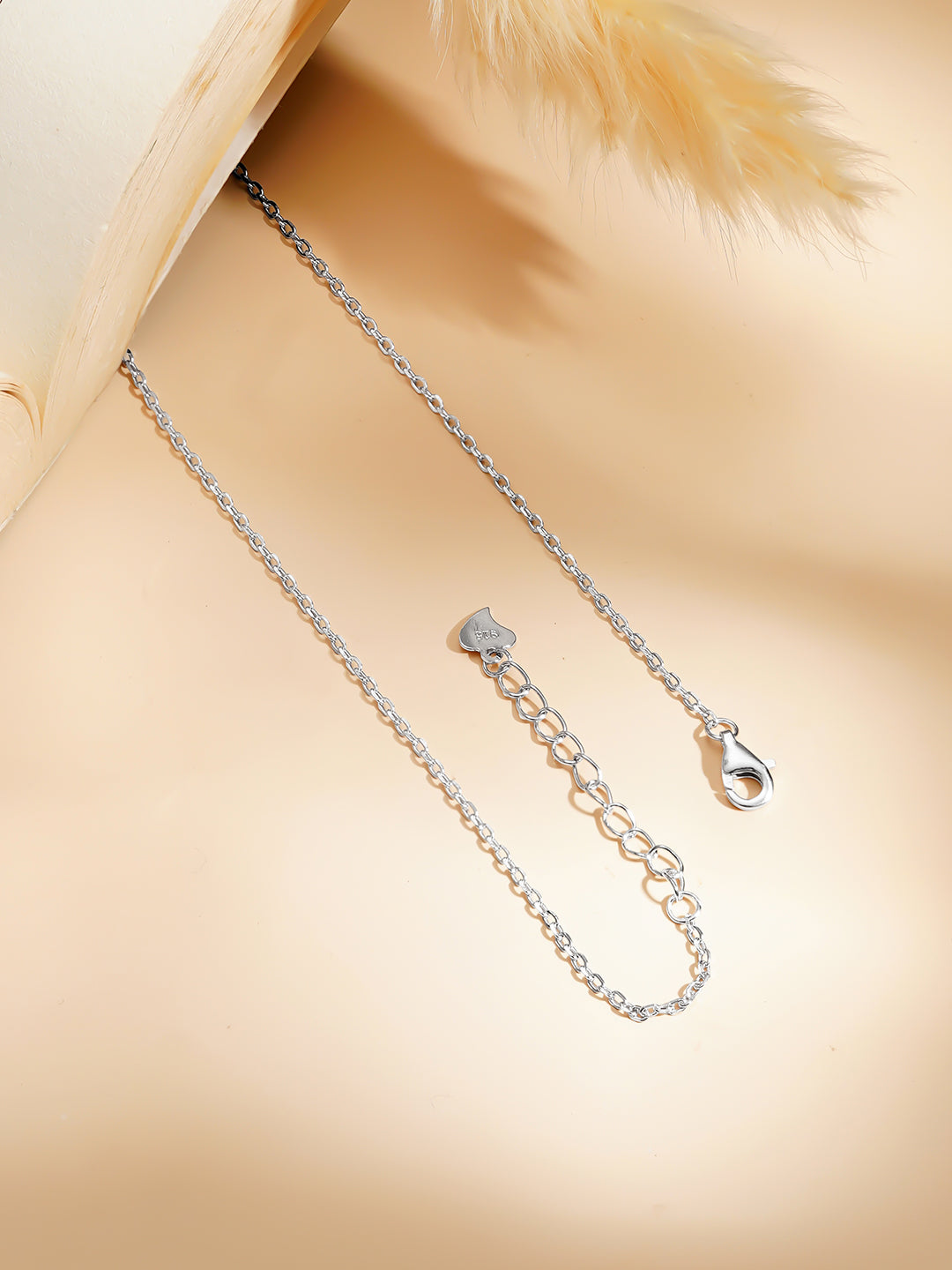 925 Fine Silver Rhodium Plated Heart Necklace With Emerald Center Piece フリーサイズ