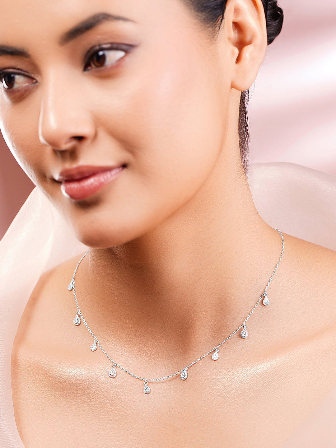 925 Fine Silver Rhodium Plated Cubic Zirconia Charm Chain Necklace フリーサイズ