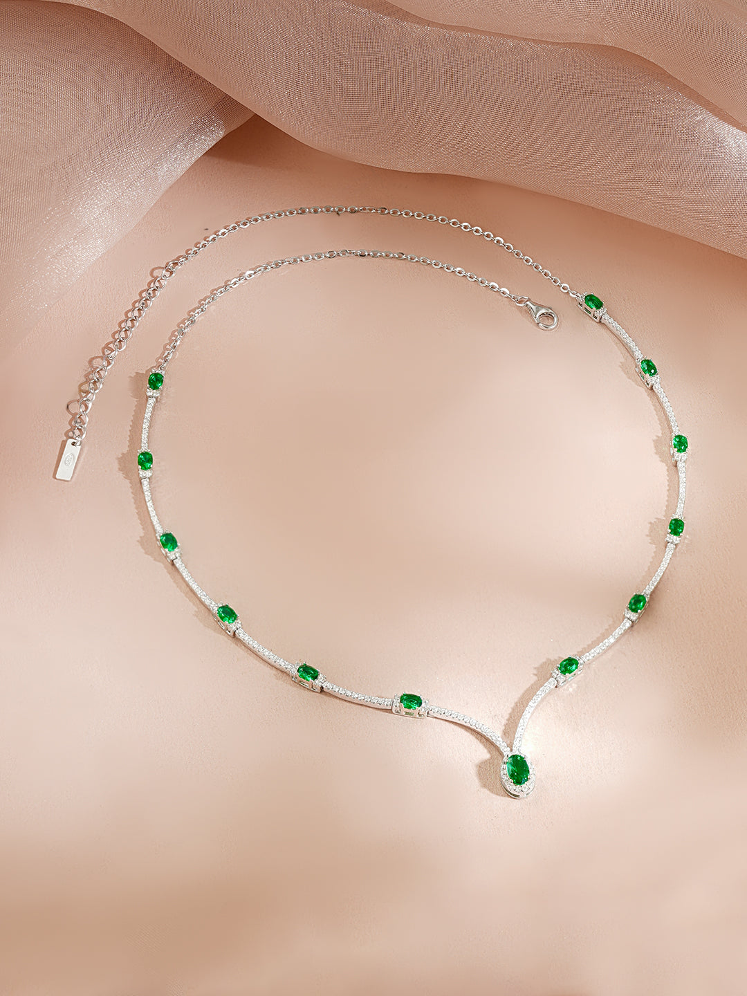 925 Fine Silver Rhodium Plated American Diamon Zirconia Emerald Necklace フリーサイズ