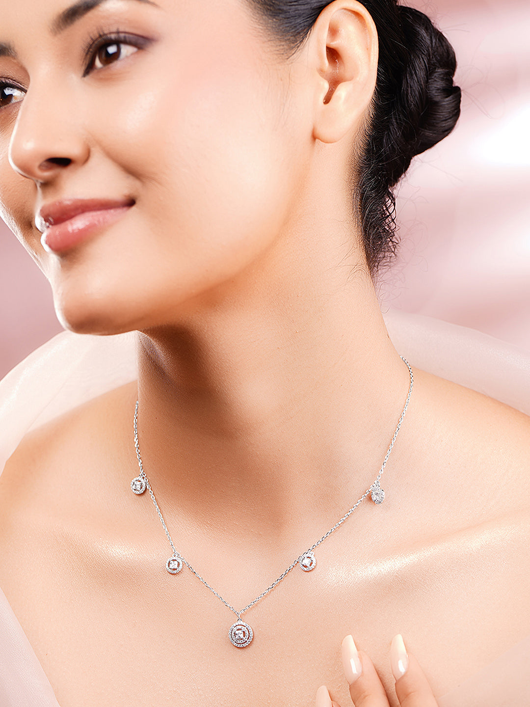 925 Fine Silver Rhodium Plated Crystal Charm Necklace フリーサイズ