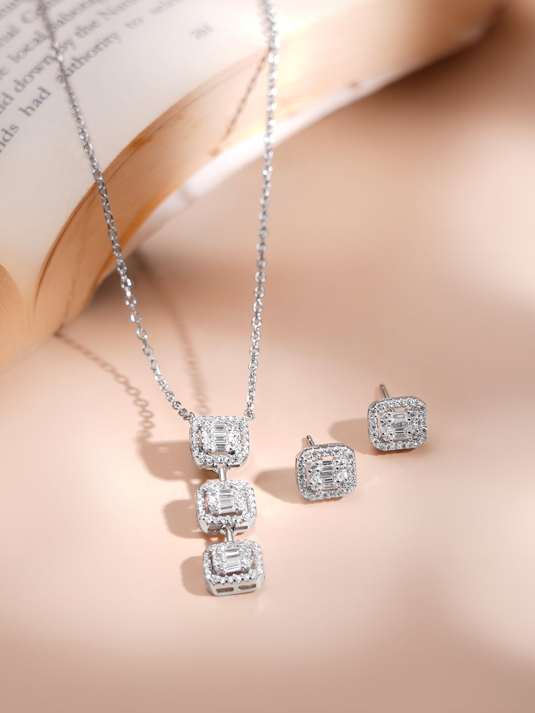 925 Fine Silver Rhodium Plated Cubic Charm Necklace Set フリーサイズ