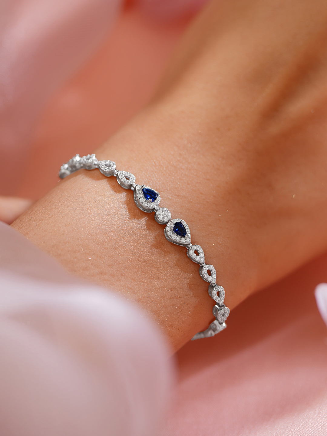 925 Fine Silver Rhodium Plated American Diamond Zirconia Blue Sapphire Bracelet フリーサイズ