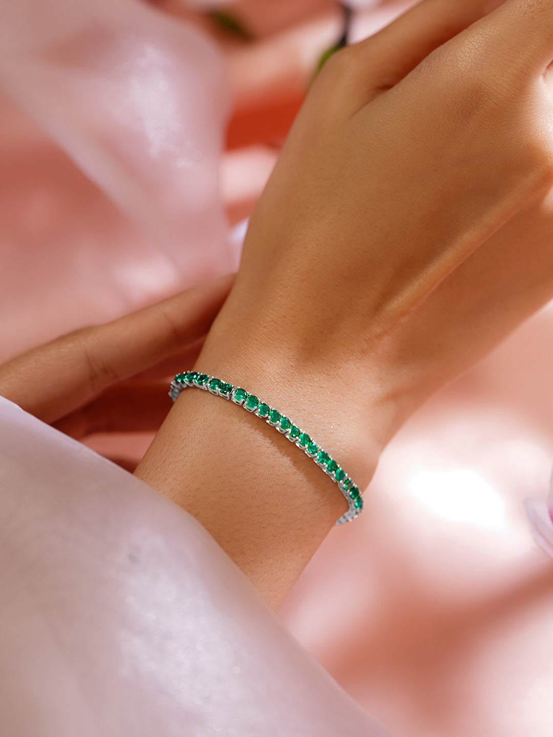 925 Fine Silver Rhodium Plated American Diamond Zirconia Emerald Green Bracelet フリーサイズ
