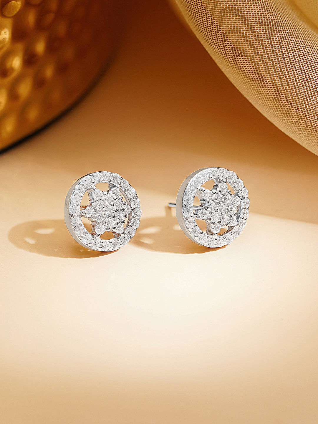 925 Fine Silver Rhodium Plated Floral Round Studs フリーサイズ