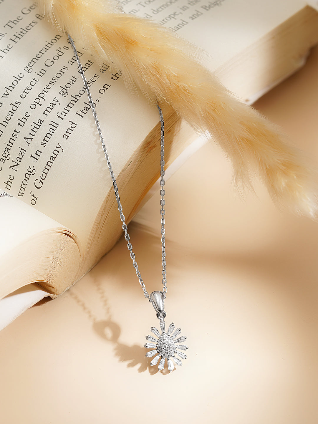 925 Fine Silver Rhodium Plated Floral Pendant Necklace フリーサイズ