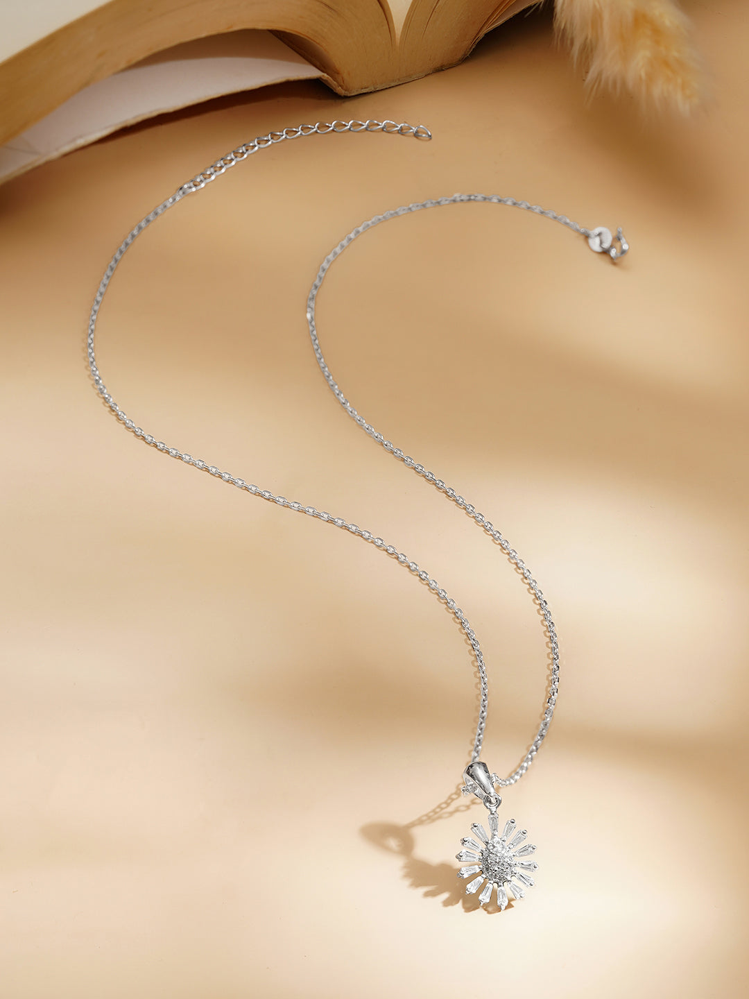 925 Fine Silver Rhodium Plated Floral Pendant Necklace フリーサイズ