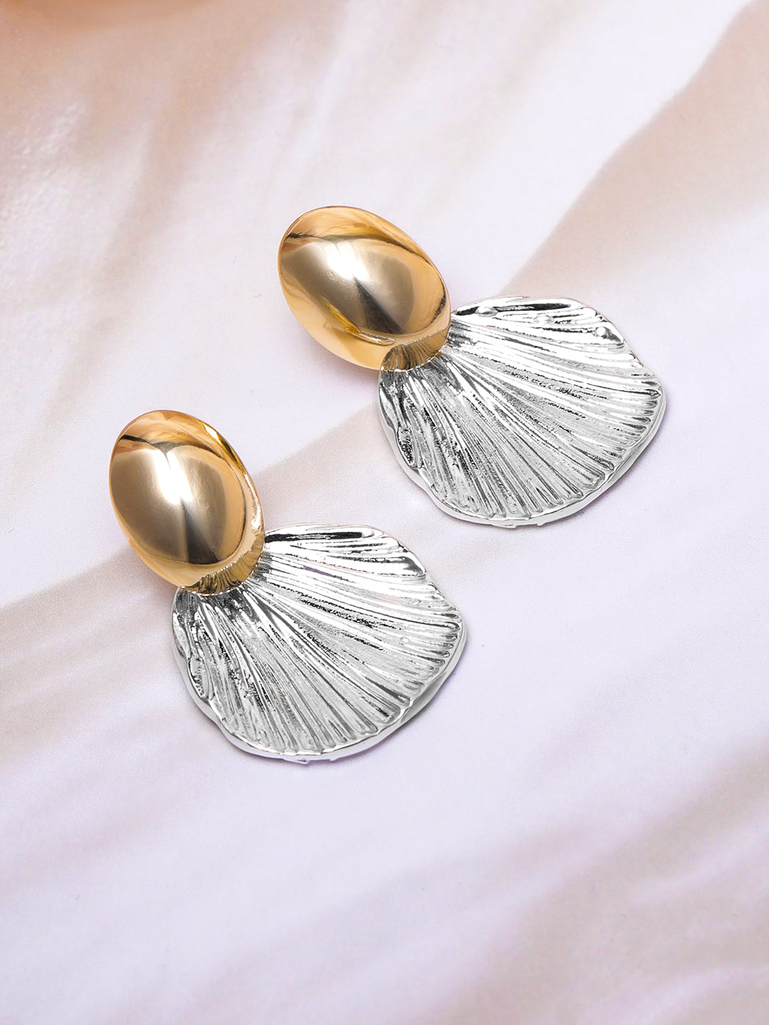 Shell Motif White & Gold Stud Earrings Gold