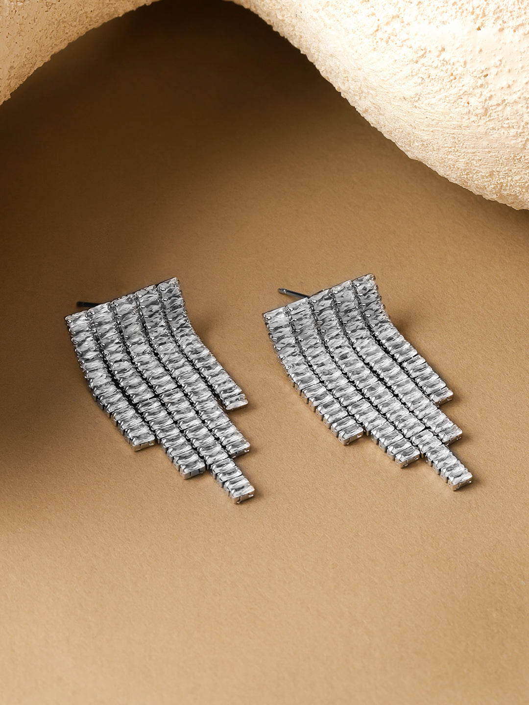 Silver Cascading Geometric Dangler Earrings フリーサイズ