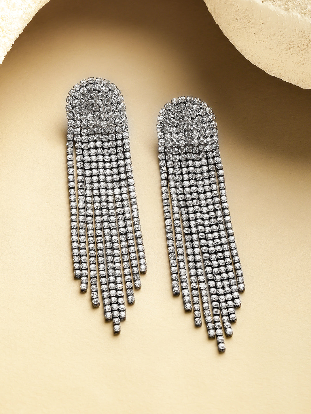 Shimmering Crystal Cascading Dangler Earrings フリーサイズ